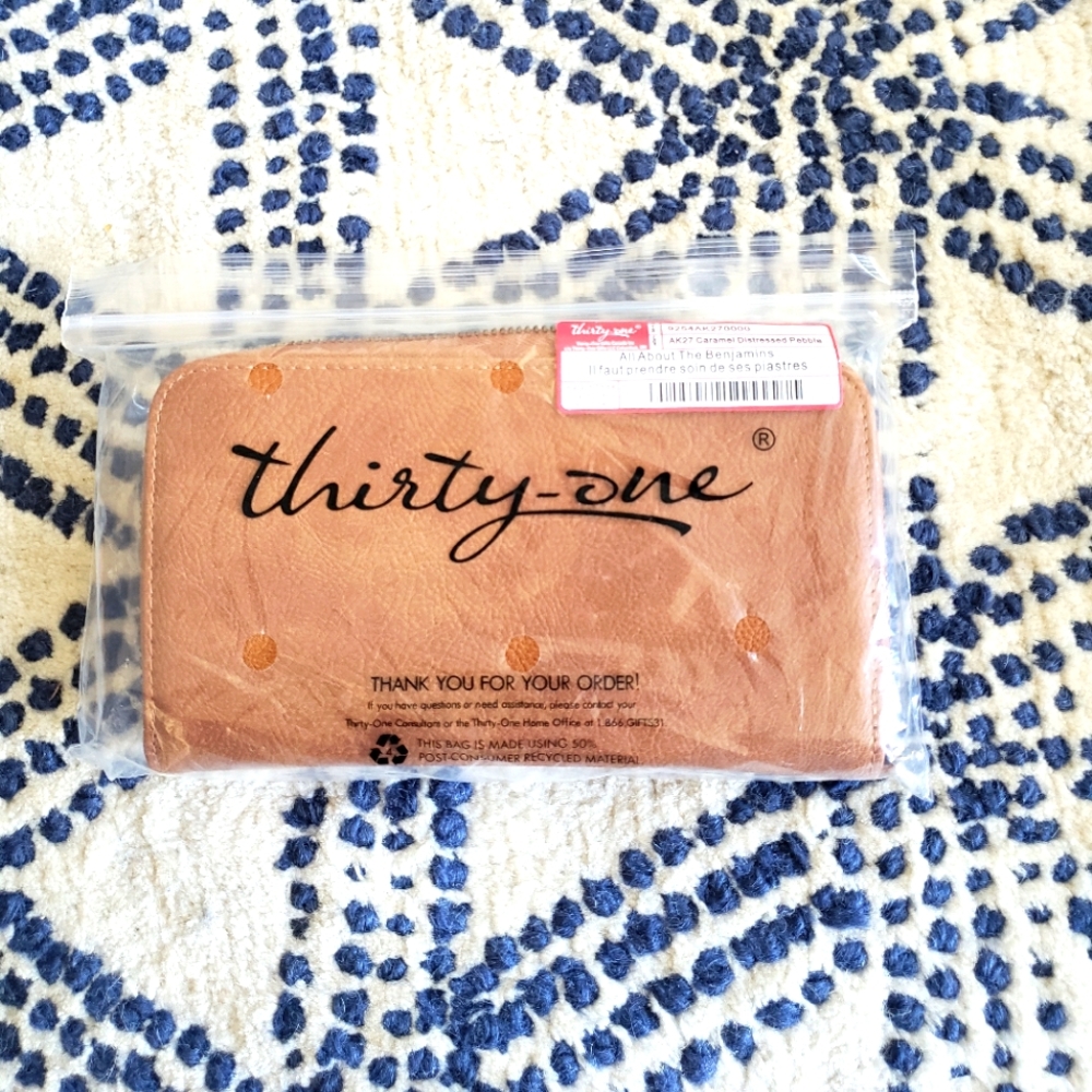Thirty-one wallet - Brand New!